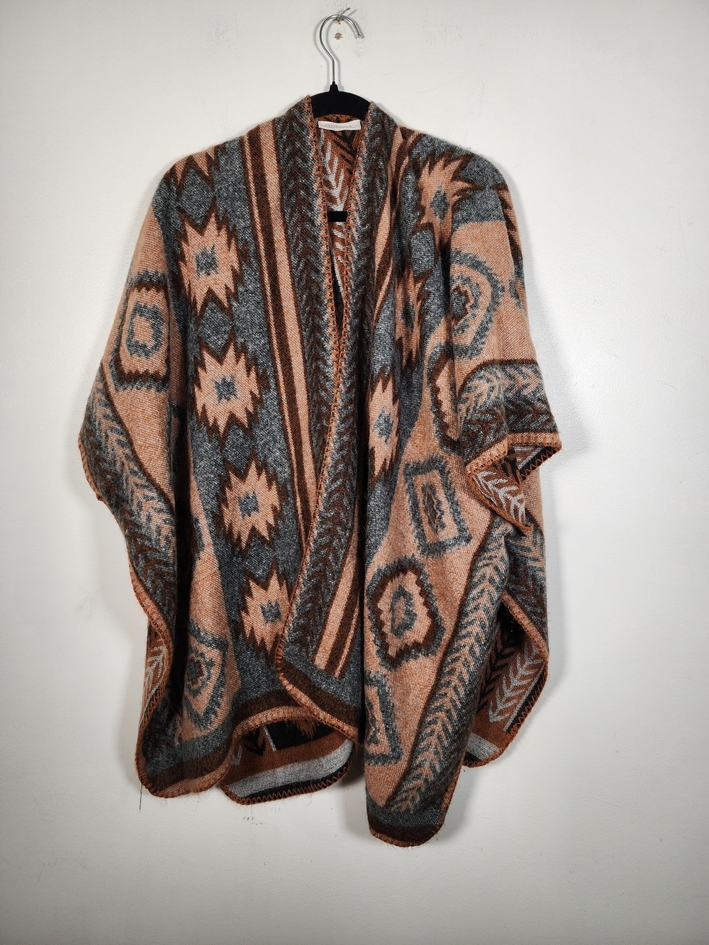 Aztec Open-Front Poncho in Rust and Gray - Picture 4 of 8